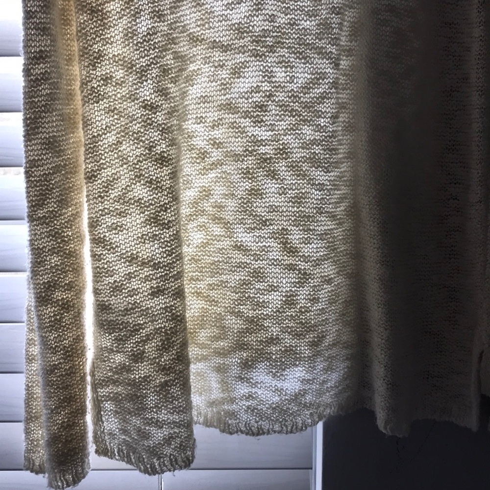 Sweater - Picture 3 of 3